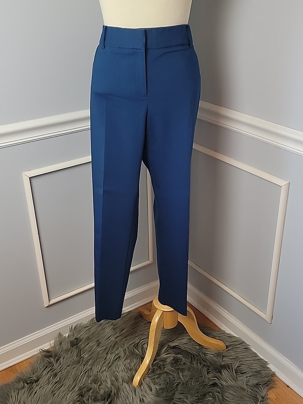 CHAUS Blue Straight Leg Ankle Cropped Office Professional Dress Pantsā 12